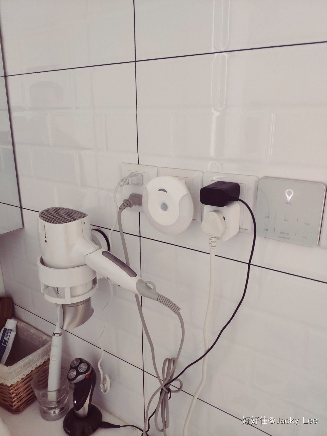 怎么打造一个科技感满满的卧室,如何打造一个满满科技感的家