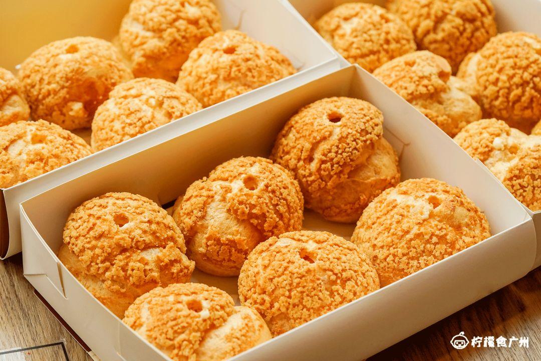 冰淇淋泡芙2个只需1.99元,冰淇淋泡芙一个只要3毛钱