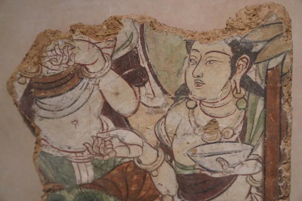 法国博物馆里有中国瓷器,法国卢浮宫博物馆中国文物多少