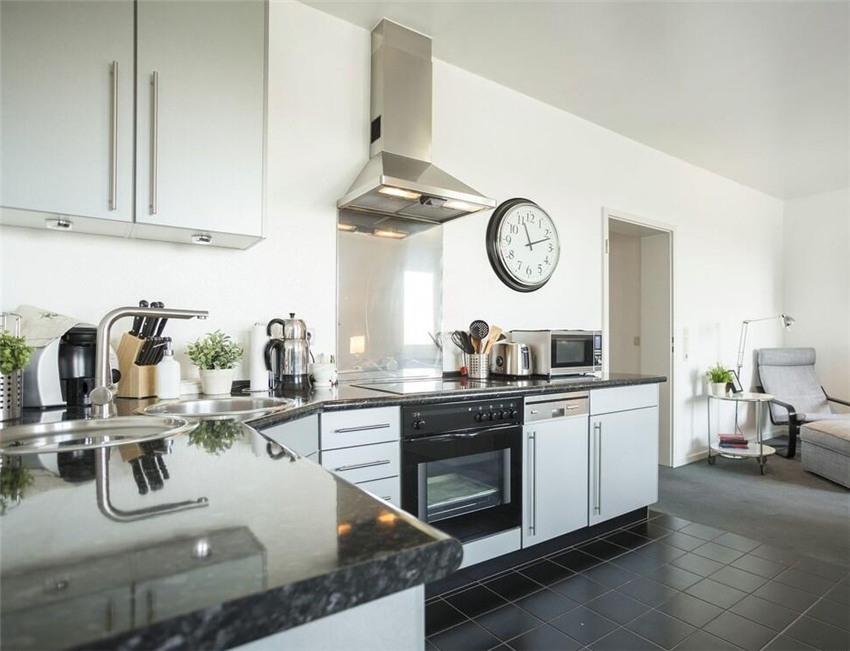 油烟机贵的和便宜的区别在哪里,油烟机贵的和便宜的效果一样吗