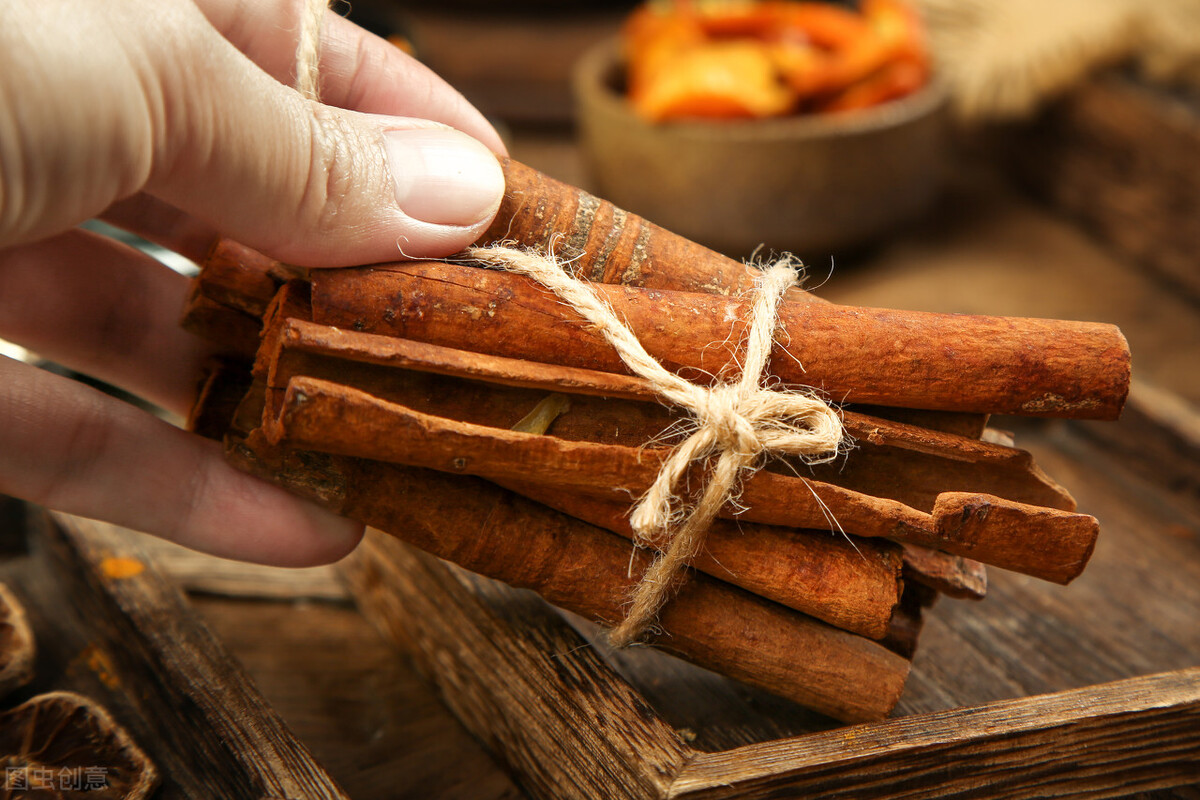 二十四节气立冬泡脚有什么好处,立冬了养生泡脚