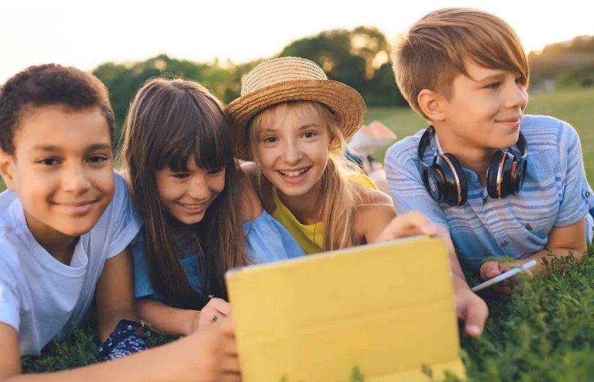 情窦初开的女孩该怎么引导,儿子情窦初开家长怎么引导