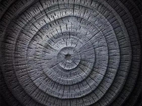 老木板更有质感,什么东西能让木板有光泽