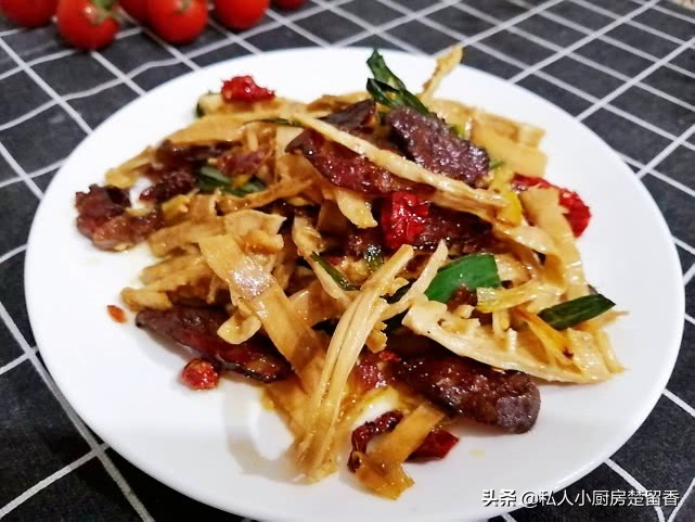 新鲜小春笋的处理方法和做法,竹笋怎么处理才能吃到鲜笋