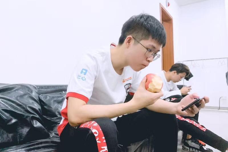 比心app怎么创建陪玩团队,比心app运营公司