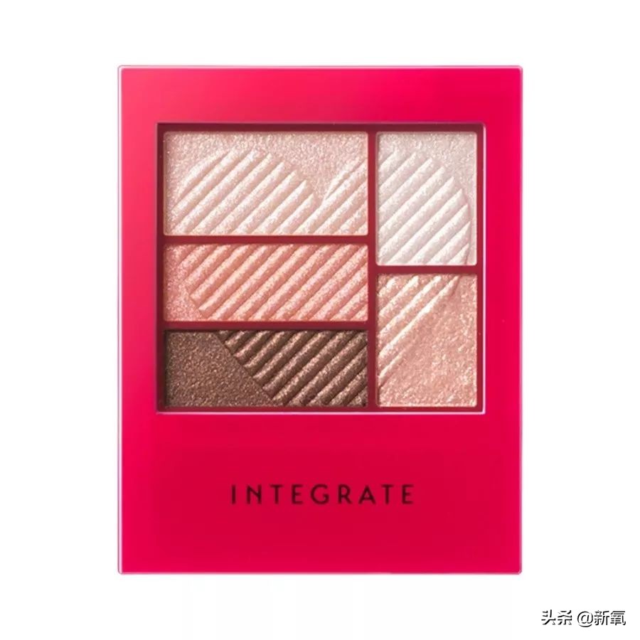 李若彤近照曝出,李若彤是一个经典女星