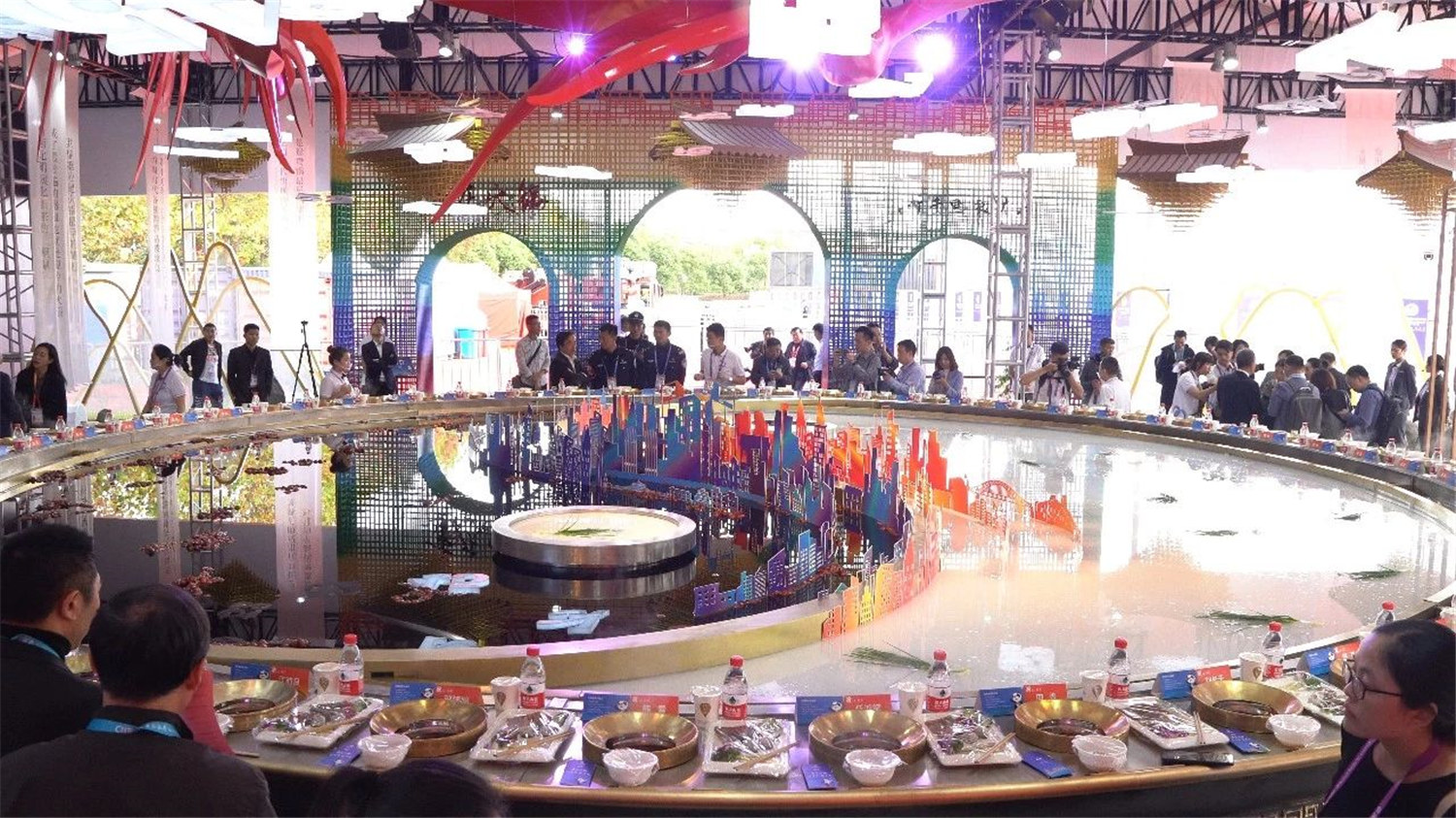 重庆最新封控和管控的政策,重庆封路封桥