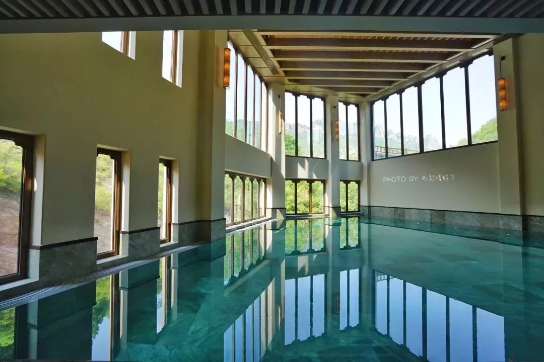 把古北水镇当景点就大错而特错了，你成功地浪费了所有时间和金钱