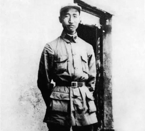 红军最年轻指挥员有几位,红军五大元帅是谁