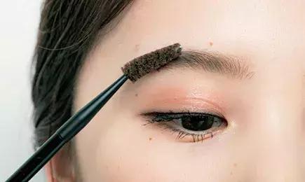 怎么把天生浓眉变淡眉,天生浓眉代表什么