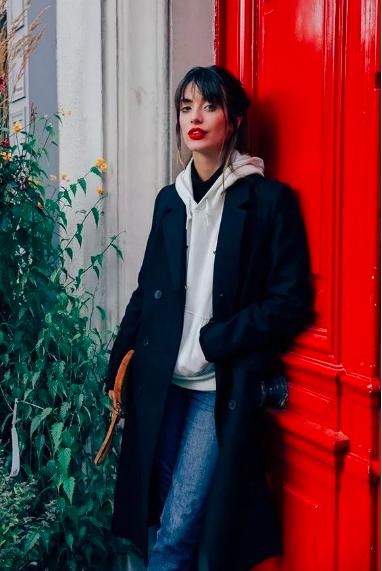 不知道穿什么就选黑大衣！这经典5组可优雅可帅气，显瘦超百搭