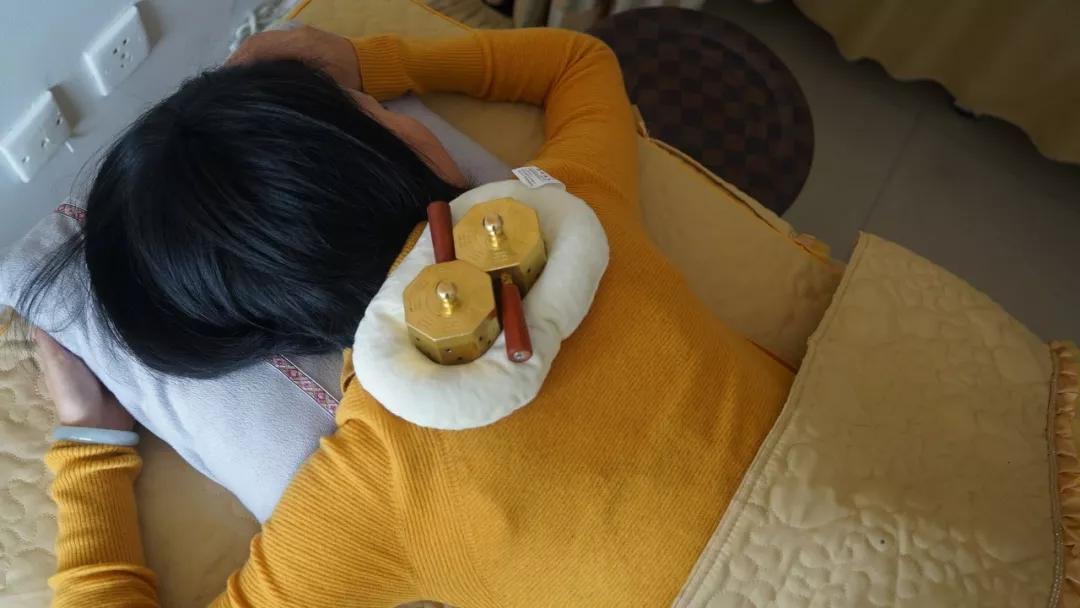 艾灸一般多久能治好腰间盘突出,艾灸床全身灸一般要做多久时间