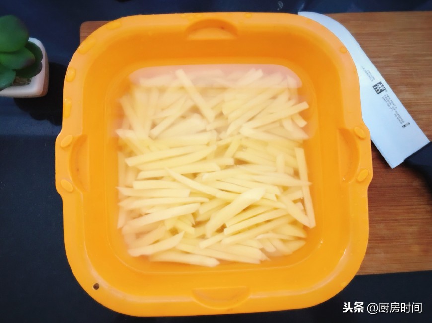 自己在家炸的薯条不脆,为啥自己在家炸薯条软趴趴的
