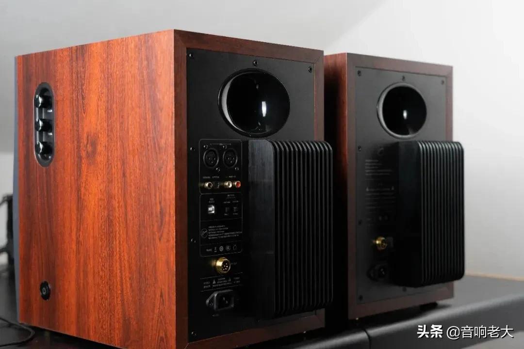 惠威音响D1500参数,惠威d300和惠威d1500怎么选