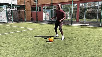 五个可以帮我们杀出重围的足球技巧