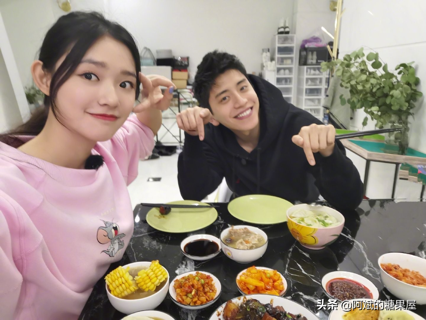 爸爸评价王大陆林允,林允王大陆父母催婚