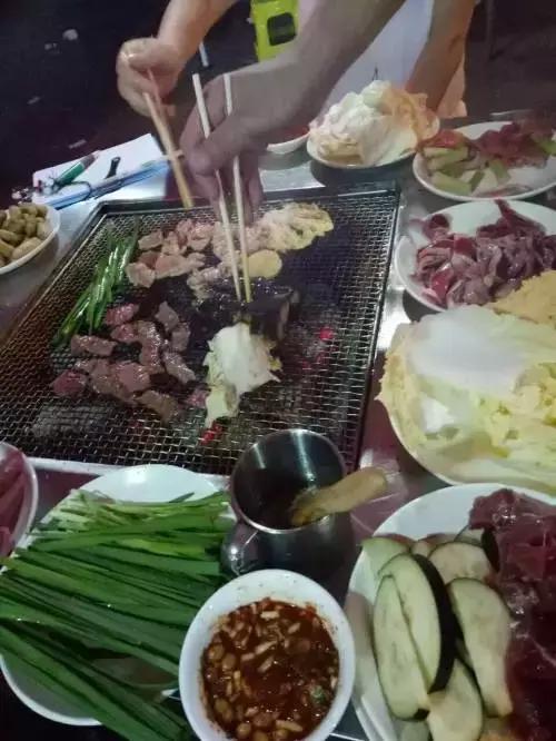 烤骆驼是迪拜的特色美食,运城烤骆驼哪里好吃