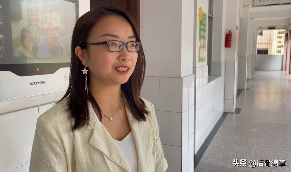 开学第1天的课堂,开学第1天老师给我们上课