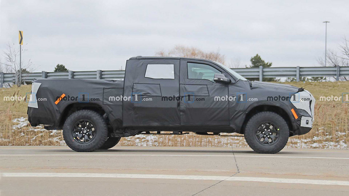 大皮卡道奇公羊和猛禽,道奇皮卡柴油越野视频