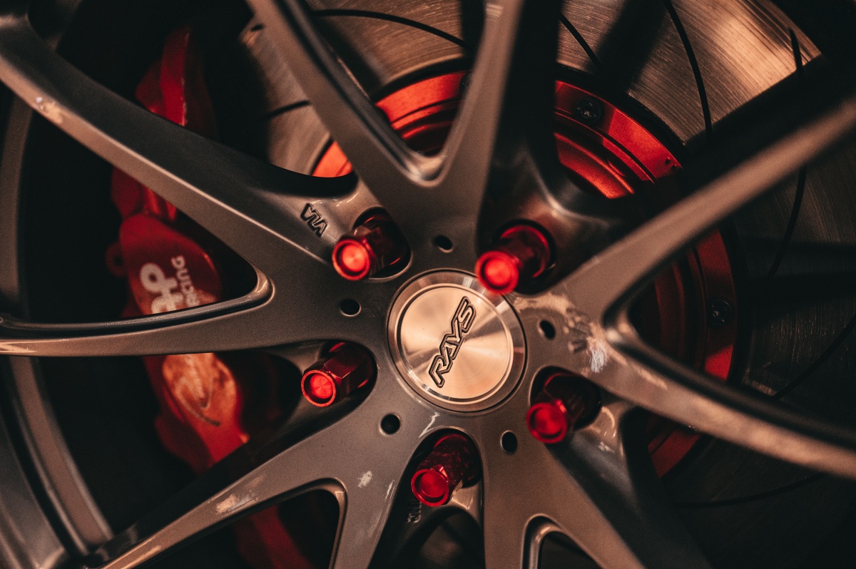 爆缸修复好了还能开不,奥迪a5大修后爆缸