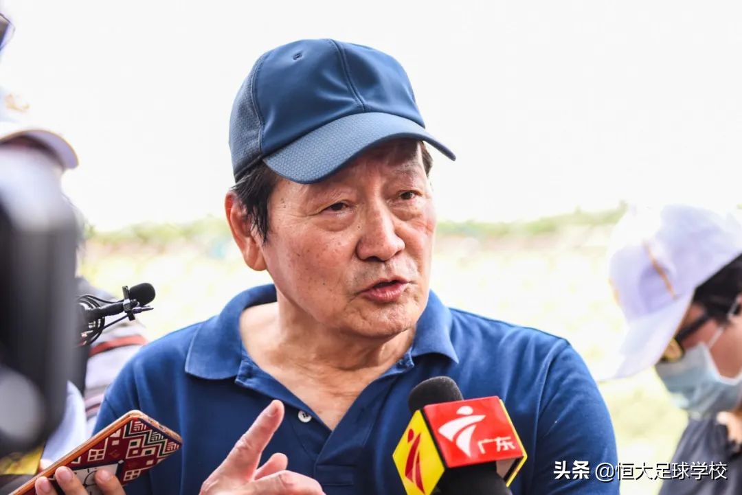 恒大足校中国青训之光,人民日报足球青训