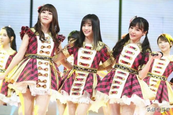 4000年一遇的美女鞠婧祎获奖,鞠婧祎学历是高中还是中专