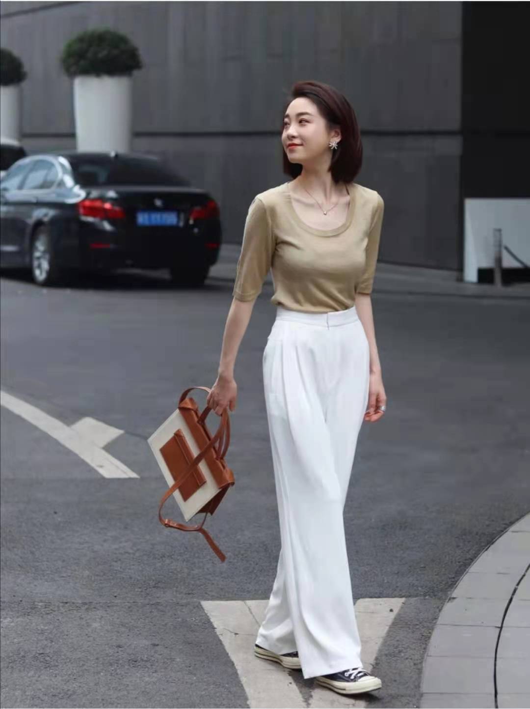 冬天如何穿衣服有气质,女人穿衣服有气质是啥意思