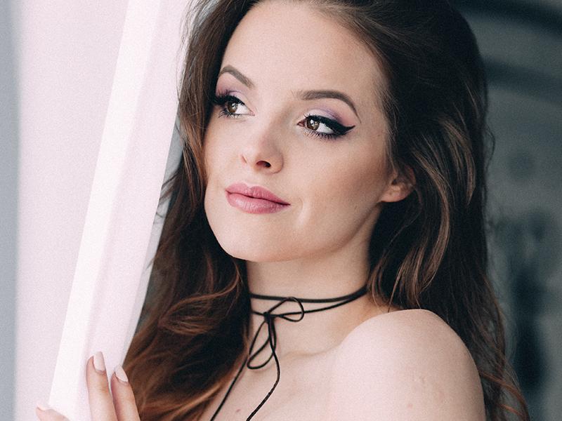 顶级品质多种款式翡翠手镯分享,翡翠手镯和黄金手镯哪个更值得买