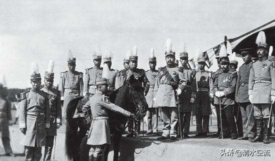 袁世凯与黎元洪在民国元年的行为,在预示着北洋政府是个短命王朝