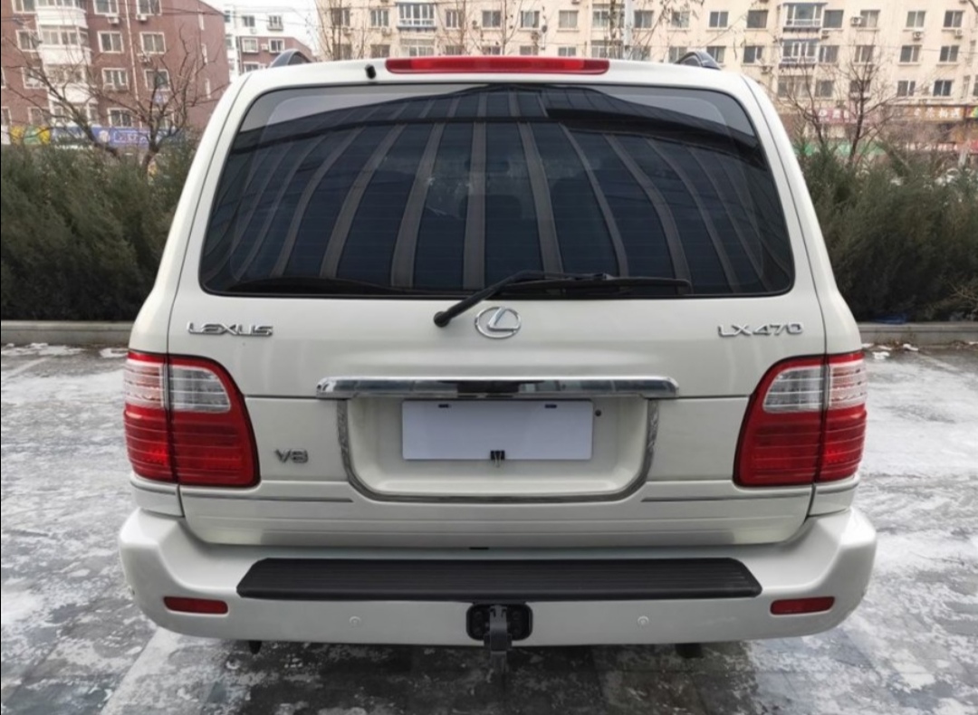 丰田陆巡对比沃尔沃xc60,丰田陆巡和雷克萨斯570哪个好