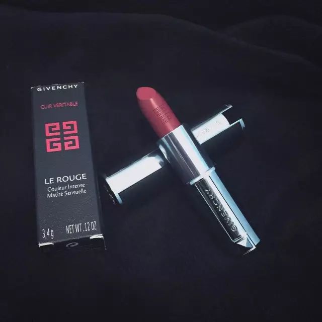 大牌口红色号排行榜前十名,黄皮深唇色必入大牌口红春夏