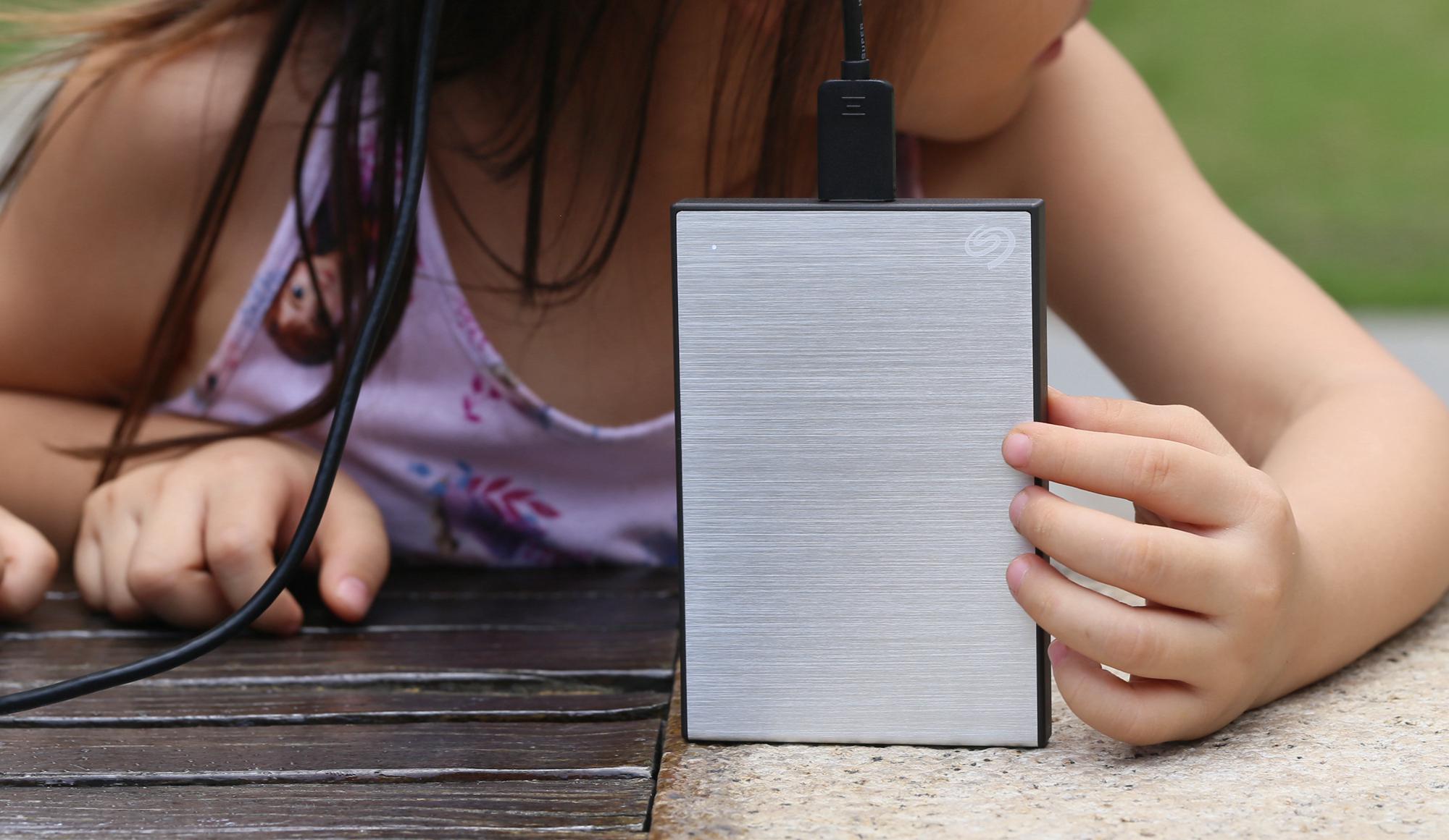 为什么要买移动硬盘,购买移动硬盘需要注意哪些问题