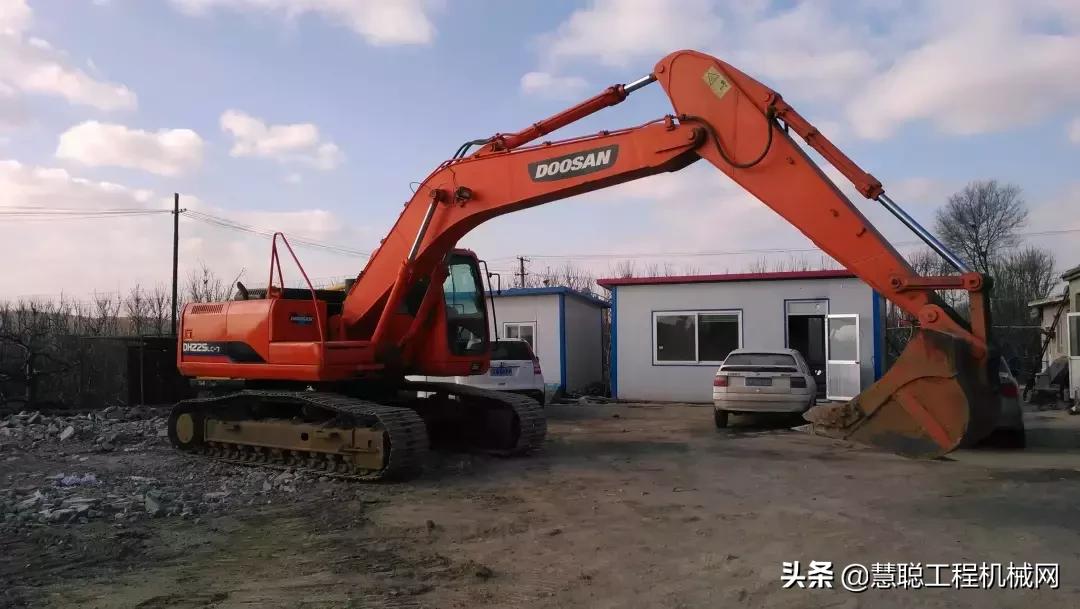 国外挖机品牌有哪些,进口挖机最好的是什么