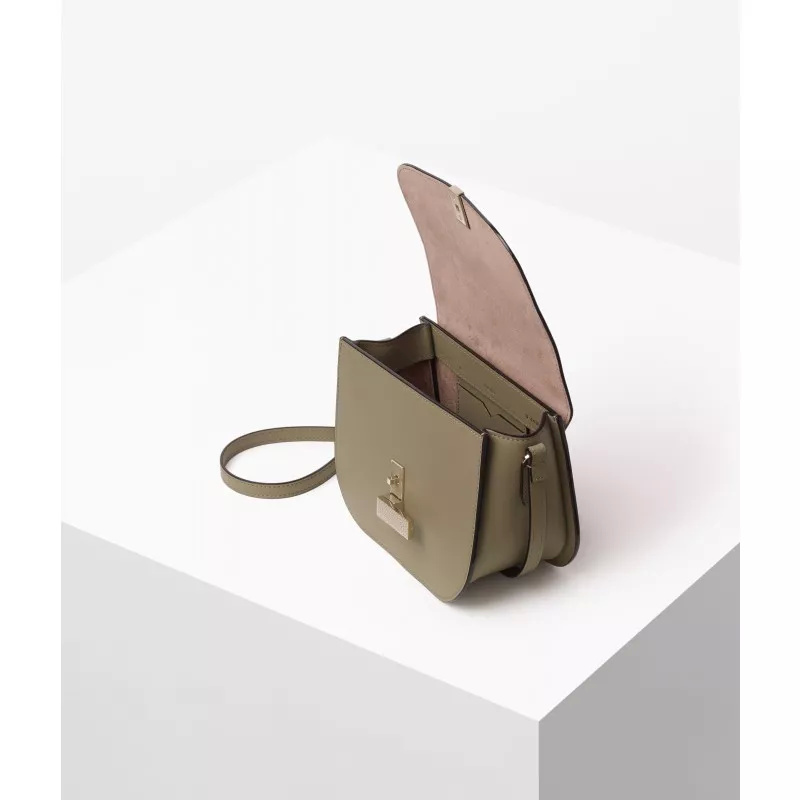 celine大号包 (celine值得买的包)