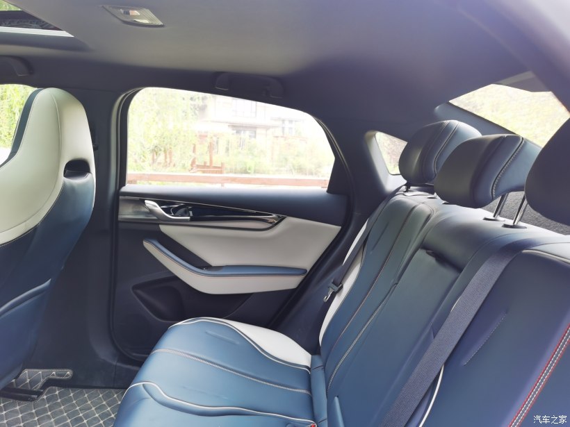 时光荏苒，岁月如梭，你是我值得等待的——秦plus