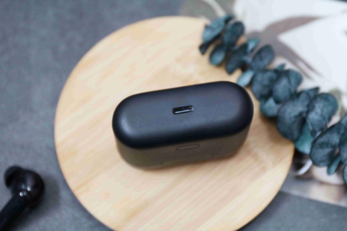 诺基亚e1200和小米头戴蓝牙耳机,诺基亚蓝牙耳机值得入手吗