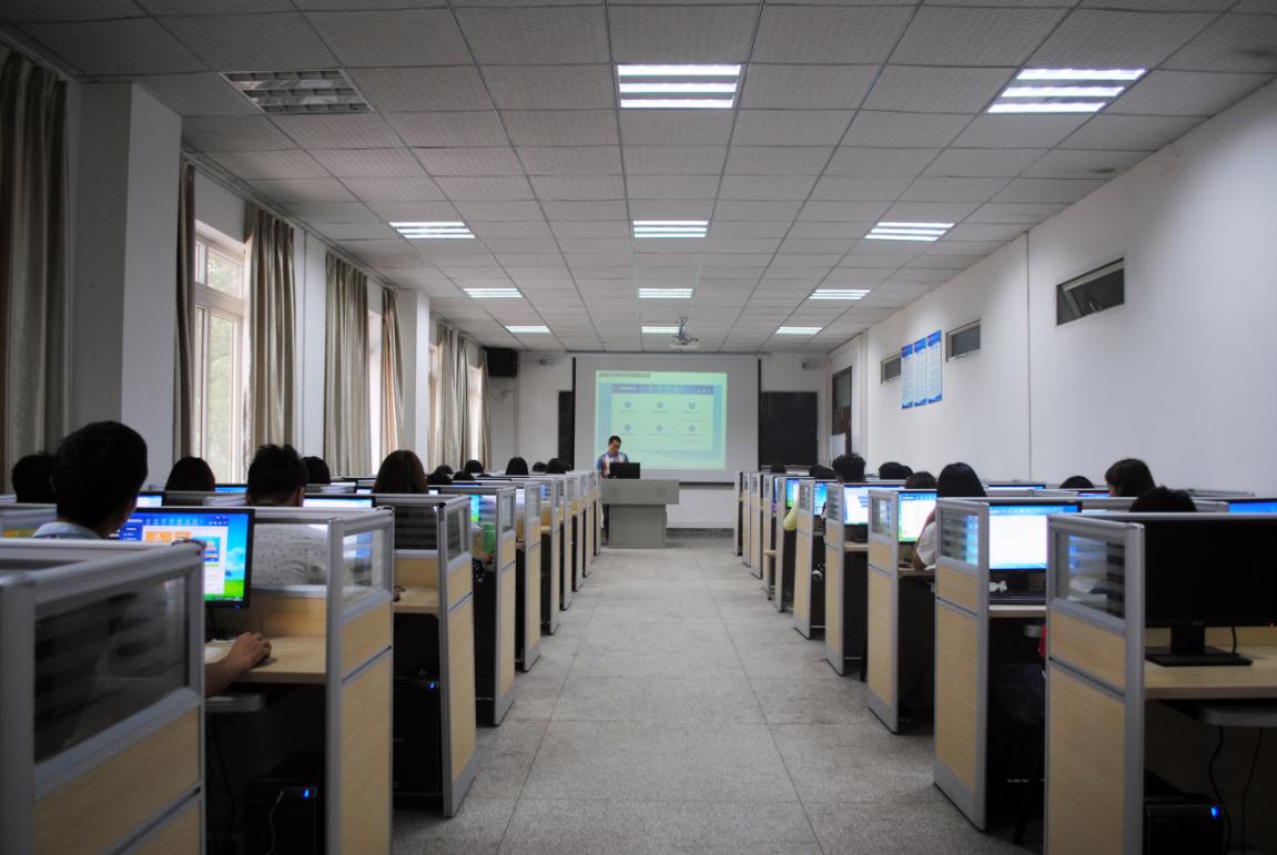 重庆青年职业技术学院待遇怎样,重庆青年职业技术学院好毕业吗