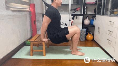 杠铃健身正确训练方法,新手健身怎样利用杠铃训练