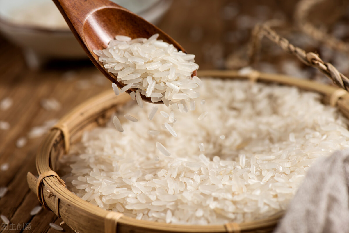 （三百一十八）割麦