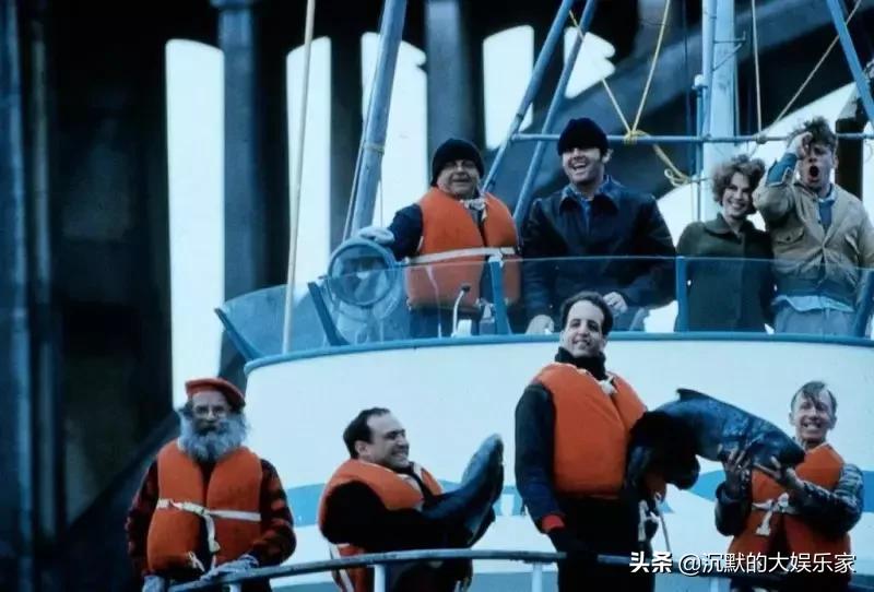 荒诞的黑色幽默全集,推荐10部国产经典黑色幽默电影