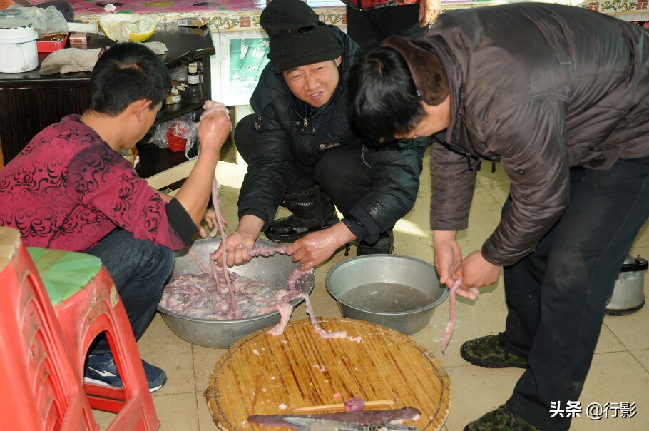回忆年味东北杀猪菜图片,杀猪菜东北农村年味