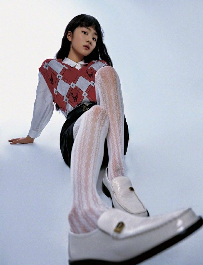 14岁的黄多多穿衣打扮,14岁黄多多