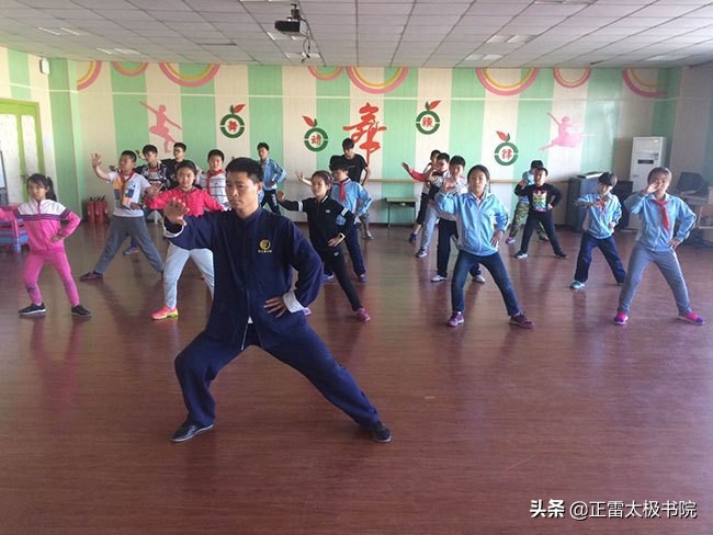 太极拳陈式老架一路分步要点讲解,42式太极拳1-42节重点要点分解