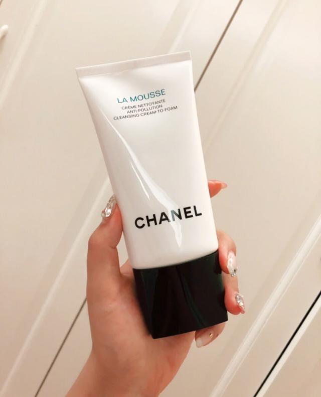 怎么选择娇韵诗双萃精华,娇韵诗双萃精华好还是小黑瓶好