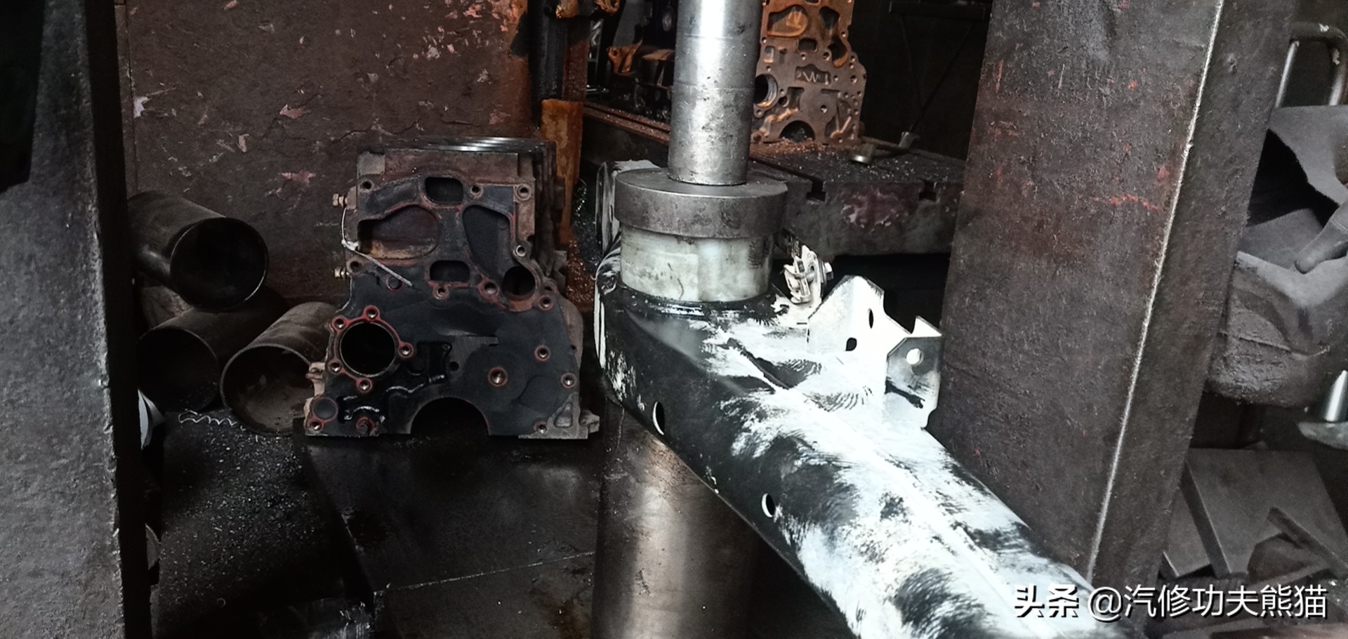 大众途锐急加速发动机故障灯点亮,大众新款途锐车子烧机油