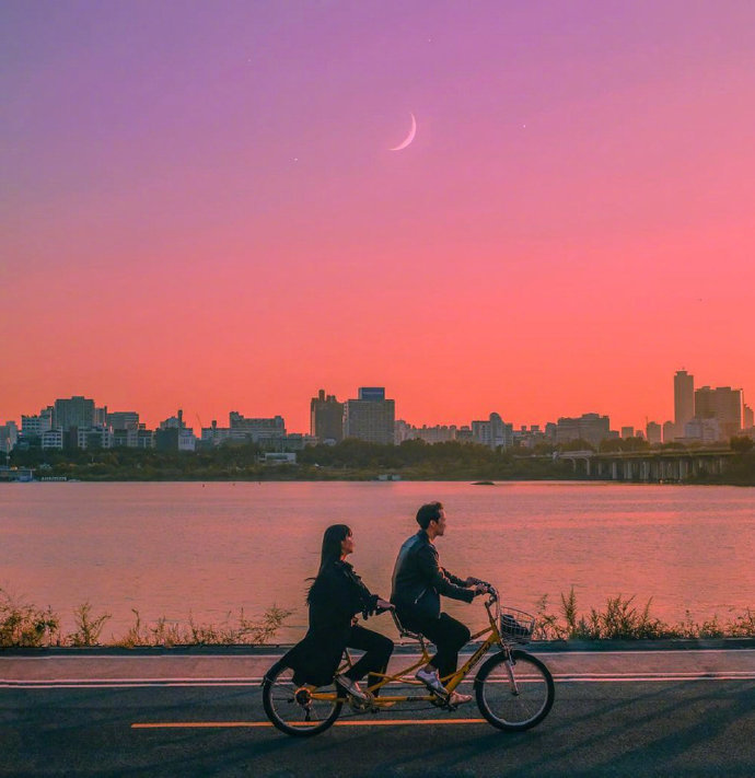 我的女友是病娇，病态的爱情我该怎么走出来？