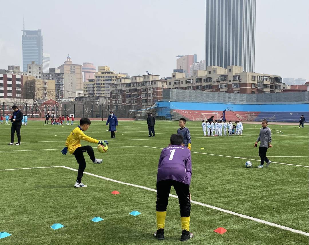 大连足球青训教学教案,大连小学足球训练大纲