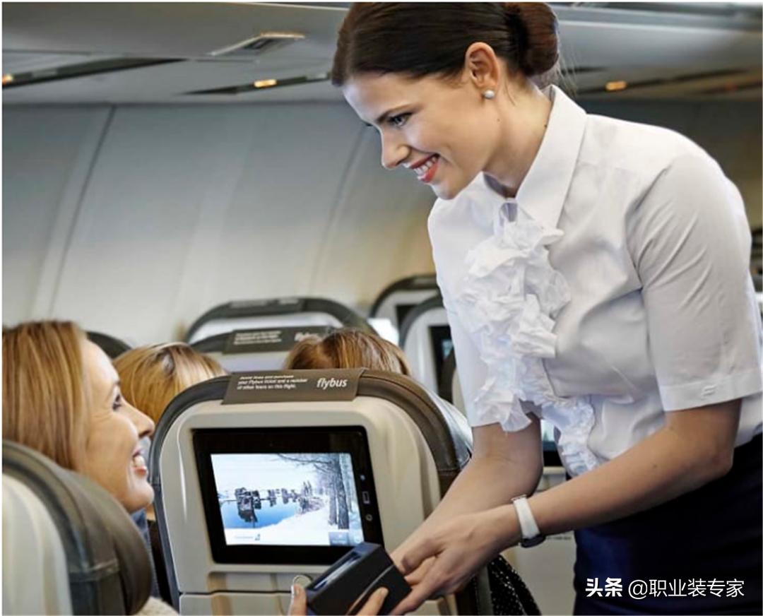 中国冰岛航空空姐,意大利航空空姐制服设计理念