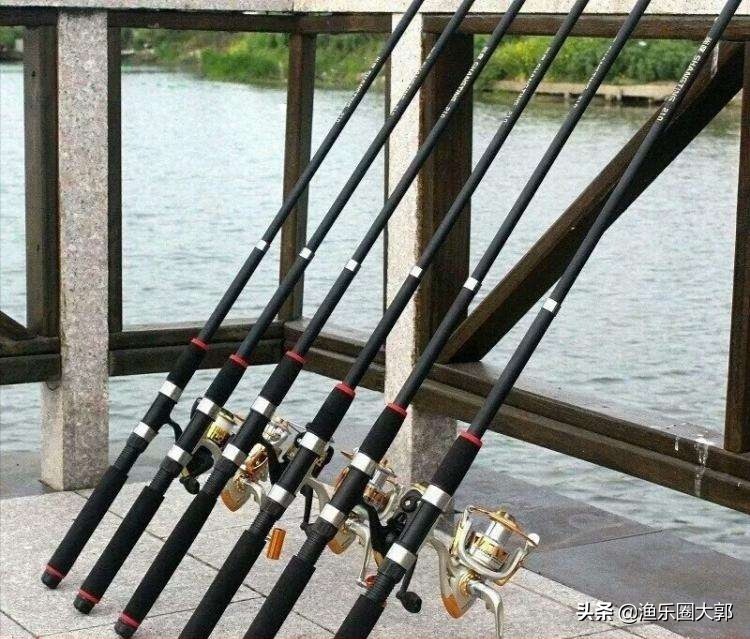 串钩钓鲫鱼抛竿推荐排行,新手拉饵钓鲫鱼如何调漂