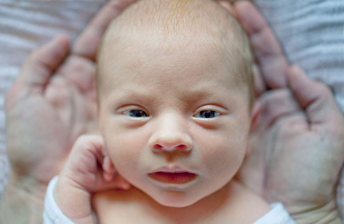 宝宝黑白颠倒怎么办？3个妙招纠正